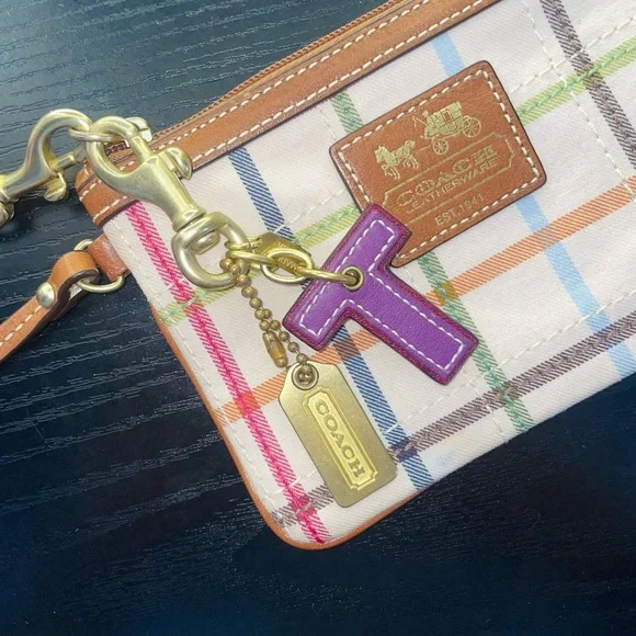 Coach Collector’s Letter "T" Charm - Two-Tone Saddle/Purple w/ two gold hangtags - Picture 9 of 9